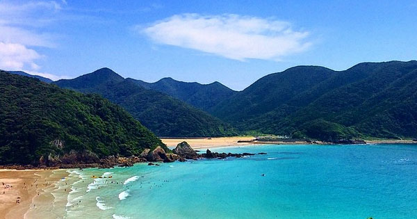 A Gem Like Beach In South Of Japan With Charming Churches… Just Like Paradise!
