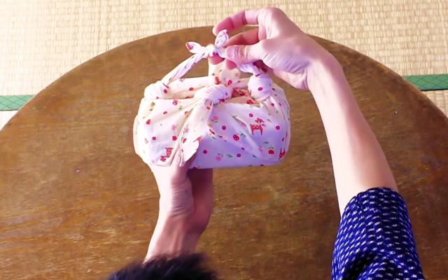 Learn How To Wrap Your Bento In Traditional Japanese Furoshiki