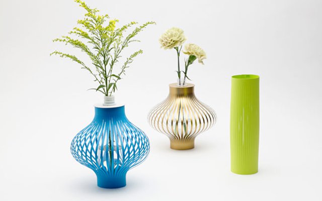Portable 3D Paper Vase Gives Beauty To Plants Everywhere You Go