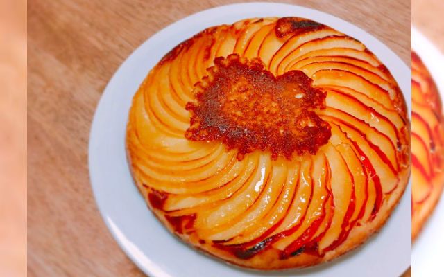 Spruce Up Your Breakfast With This Super Easy Apple Pancake Recipe