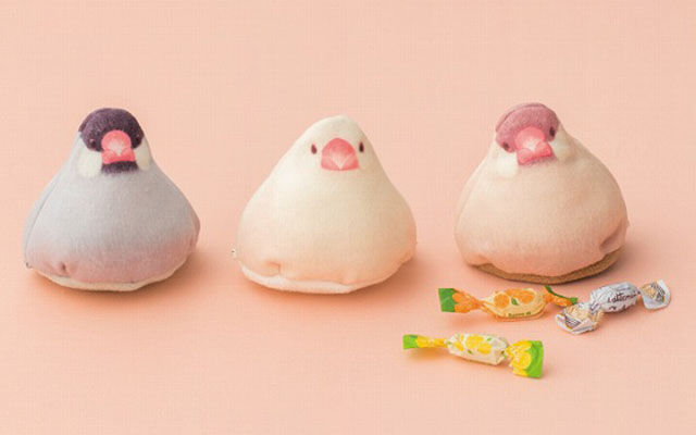 Carry A Flock Of Adorably Soft “Mochi Java Sparrows” As Cute Little Pouches