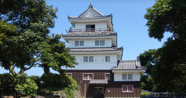 Lucky Couple Will Get A Chance To Spend A Night At Nagasaki’s Hirado Castle For Free