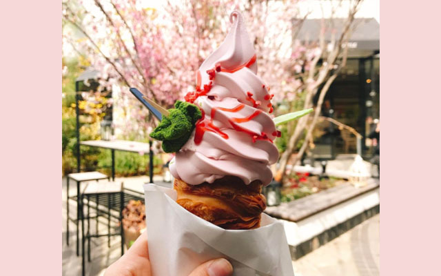 Beat The Heat With Sakura-Flavored Ice Cream Served In Freshly Baked Croissants