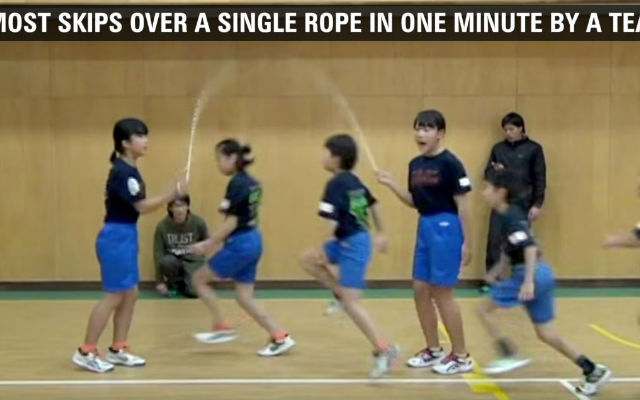 Japanese Elementary School Team Breaks World Record For Most Skips Over Single Rope In One Minute