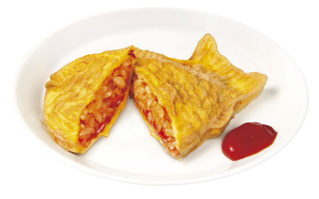 Fast Food Chain Combines Two Of Japan’s Favorite Foods For On-The-Go Fish-Shaped Omelettes