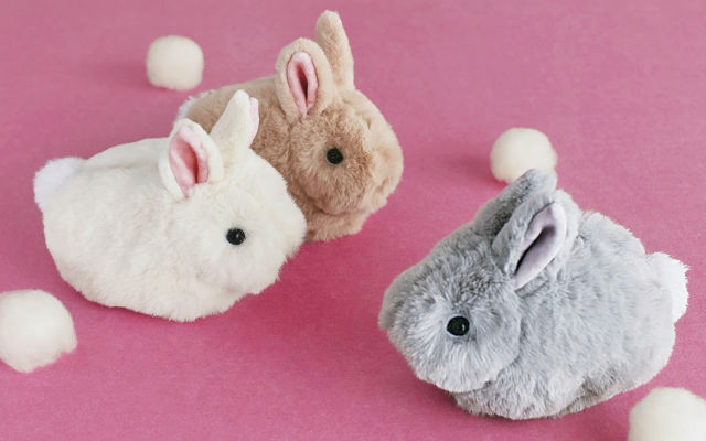 These Fluffy Bunny Pouches Are The Cutest Way To Carry Your Goods Around