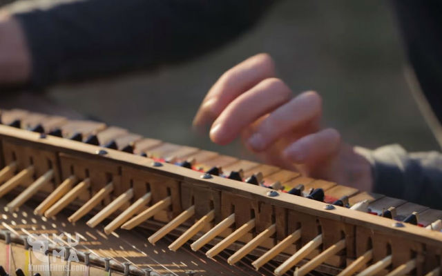 The Amazing and Hypnotic Sounds of the Chopstick Piano