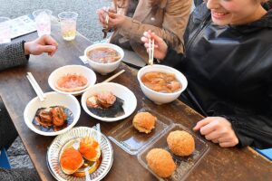 Japan’s biggest fish festival returns to Yoyogi Park, Shibuya Ward, after 4-year hiatus