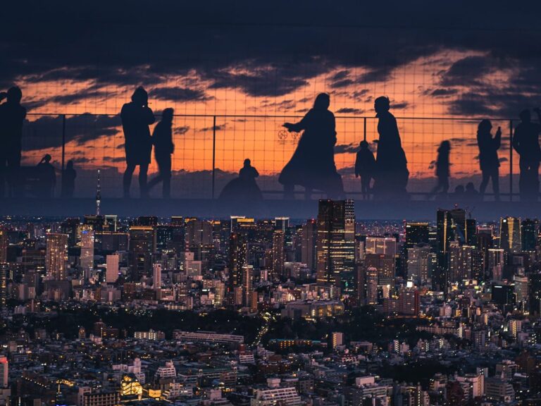 Try this awesome photo technique when you visit the Shibuya Sky observation deck