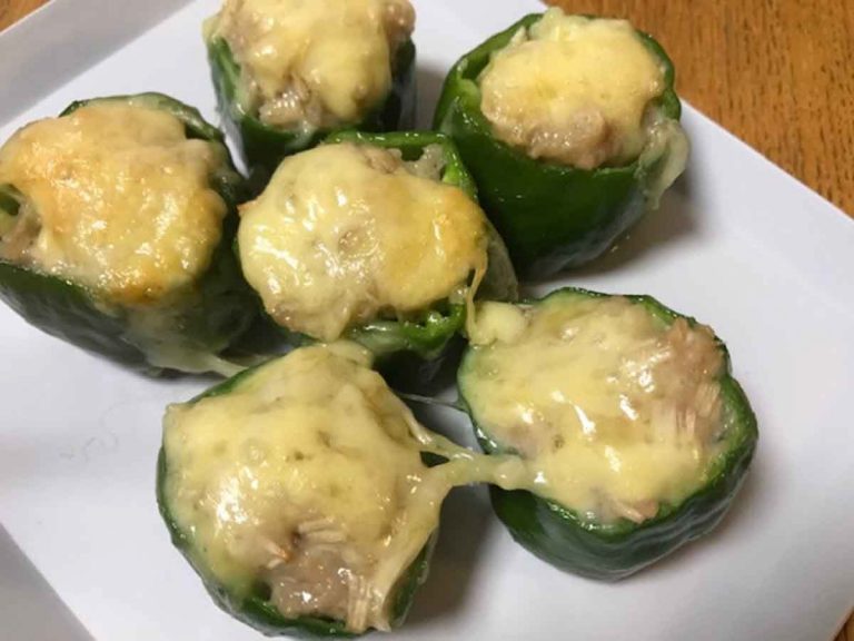 Japanese comedian serves up simple and sweet stuffed pepper recipe