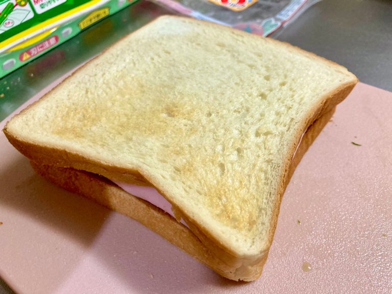 Japanese Twitter falls in love with lifehack for making perfectly neat but stuffed sandwiches