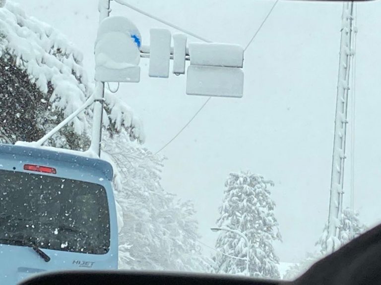 One photo shows the danger of driving in Japan’s “snow country”