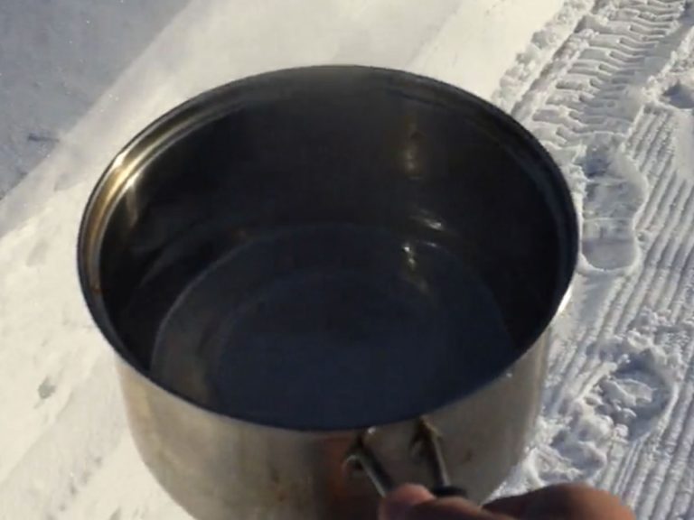 Hokkaido’s cold turns hot water into beautiful sight in natural “magic trick”