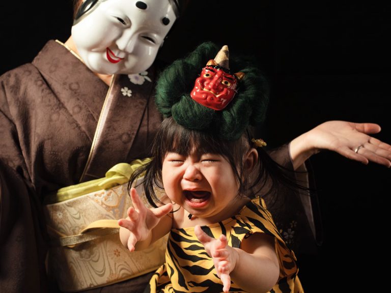 Family photoshoot shows the terror of Japanese holiday starring folklore demons