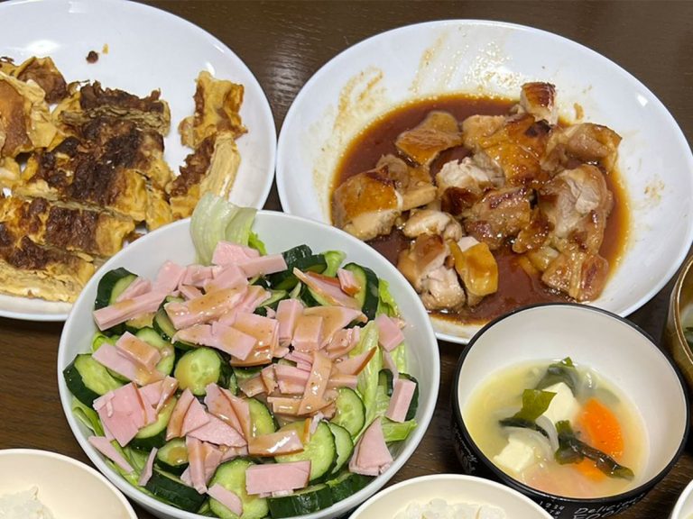 Japanese 3rd-grader offers to make dinner for family and knocks it out of the park