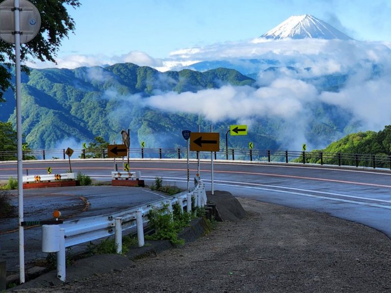Gorgeous mountain road photo of Mt. Fuji shows “where there might be gods”