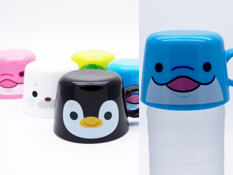 Double-Function Cups And Bottle Caps Will Delight Kids With Cute Aquarium Creatures