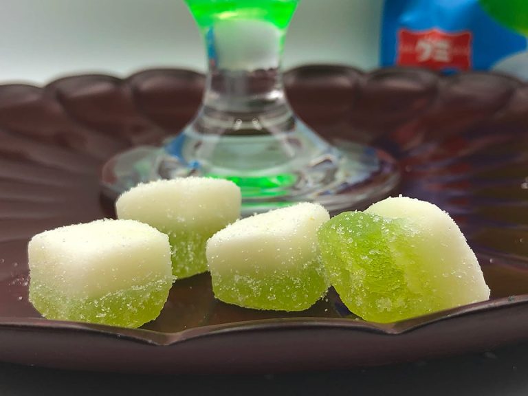 The taste of old-fashioned Japanese “cream soda” in a gummy candy
