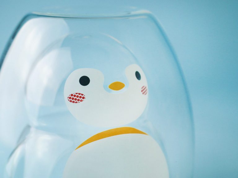 Goodglas Japan’s bubbly penguin glasses are the perfect drinkware to chill out with