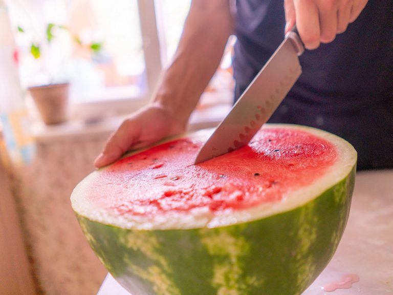We’ve found the best way to cut watermelons and our summers will never be the same