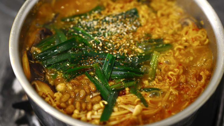 Cooking YouTuber’s Japanese twist on Korean stew with instant ramen will make you hungry