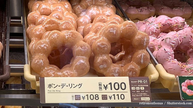 Mister Donut’s twist on agedashi tofu turns mochi donuts into a tasty side dish [Recipe]