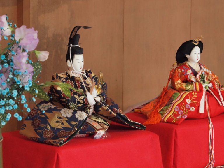 UK Museum sets up Hinamatsuri dolls to celebrate the Japanese Festival