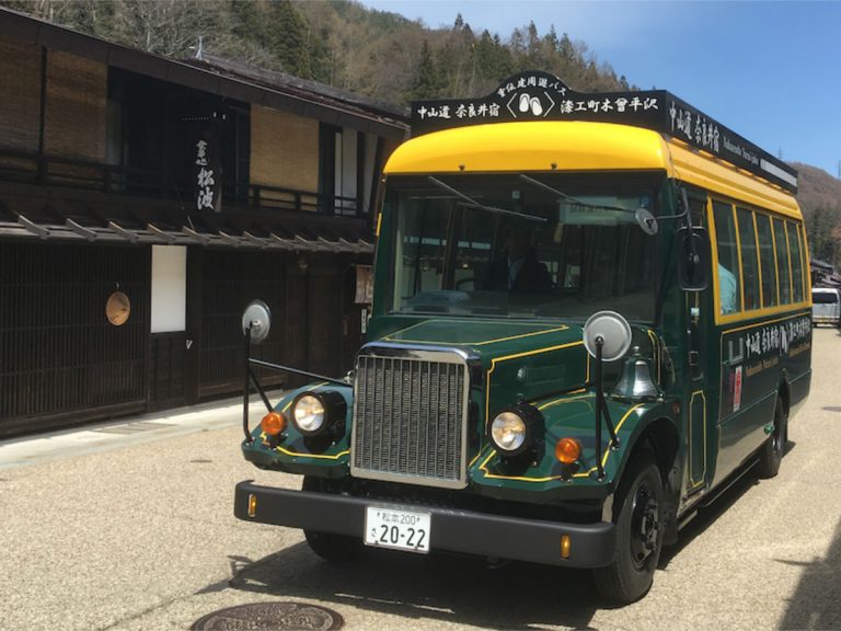 Take a ride on this retro bus and travel back in time to the Edo era in Shiojiri