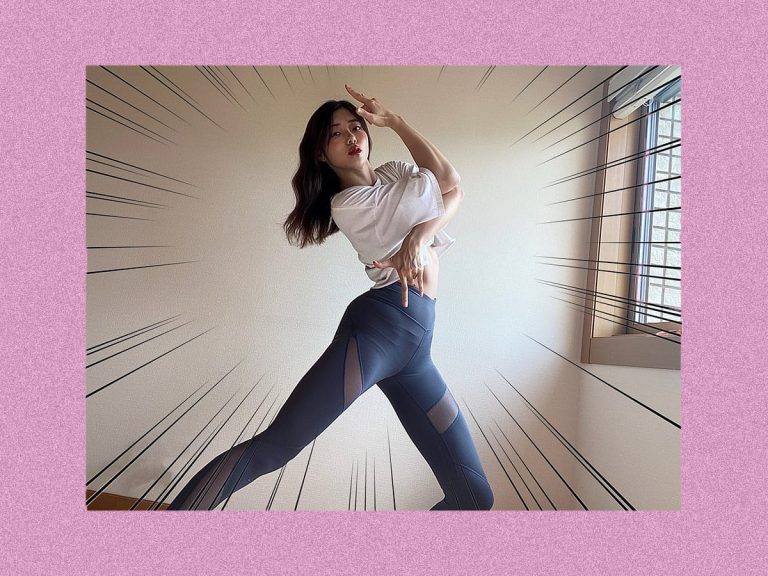 Japanese “muscle junkie” girl’s “maximum effort” JoJo pose photos go viral