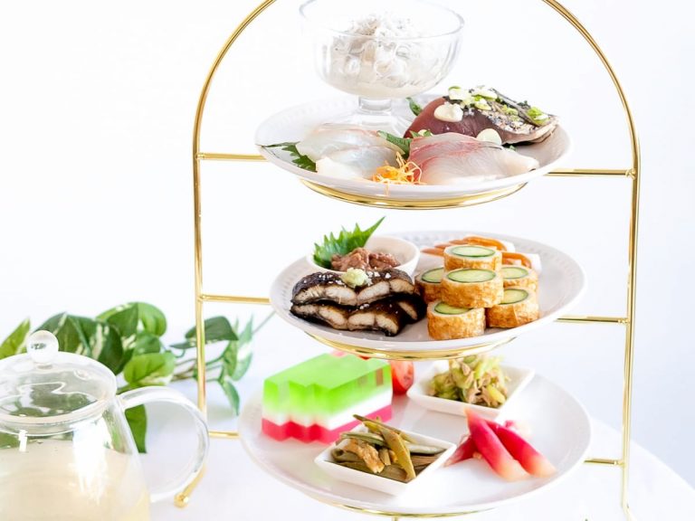 Afternoon tea concept by a “boozer from Kochi Prefecture” has sake-lovers drooling