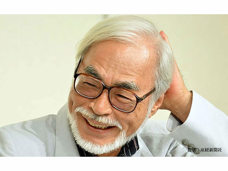 [Video] Anime legend Hayao Miyazaki attending Studio Ghibli cafe as a customer delights fans