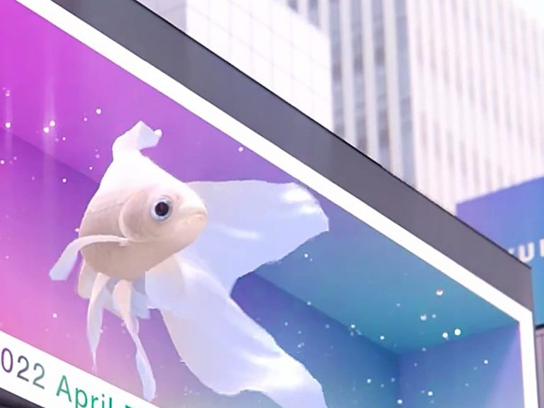 Move over 3D cat, this “digital ad space goldfish” has a trick you’ve never seen