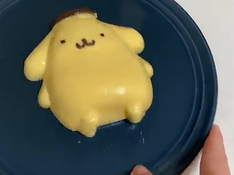 “Most adorable way of jiggling Pompompurin” featured in viral Japanese video