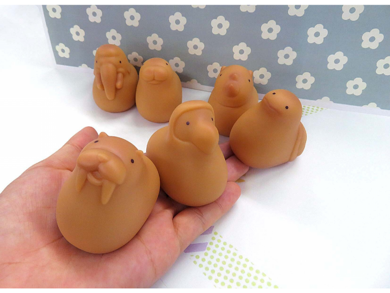 Prehistoric animals as traditional Japanese sweets capsule toys are an adorable hybrid we didn’t know we needed