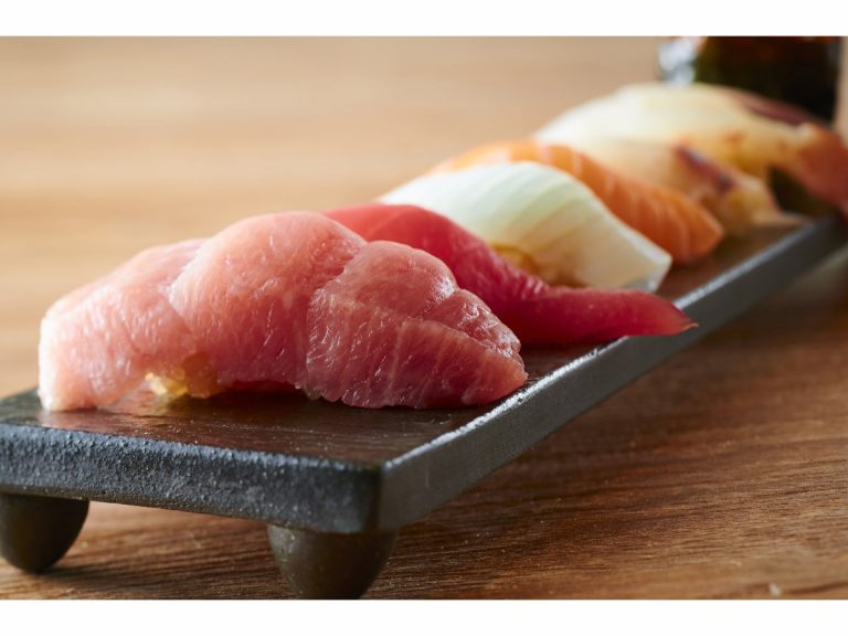 Tokyo pub offers all-you-can-eat fresh fish market sushi for a steal