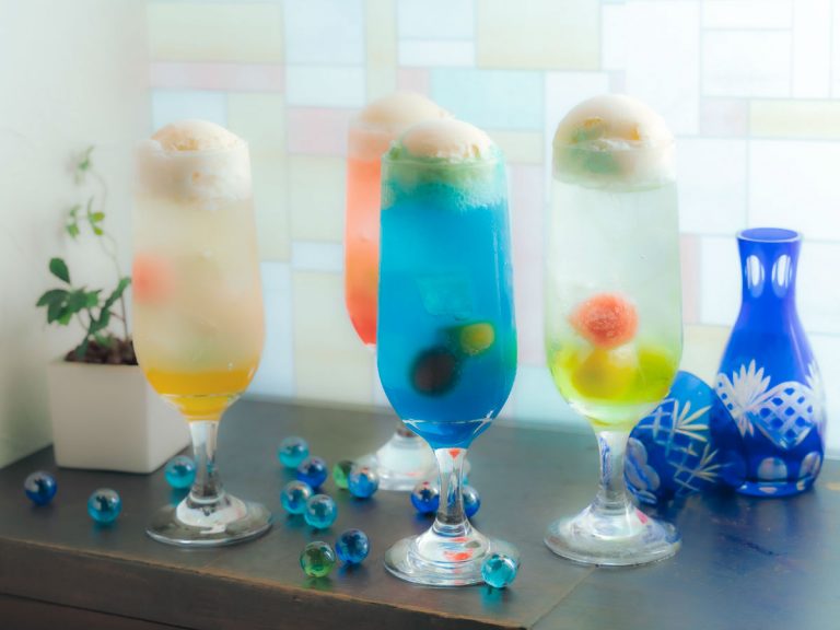Tokyo bar releases refreshing retro sake cream soda floats this summer
