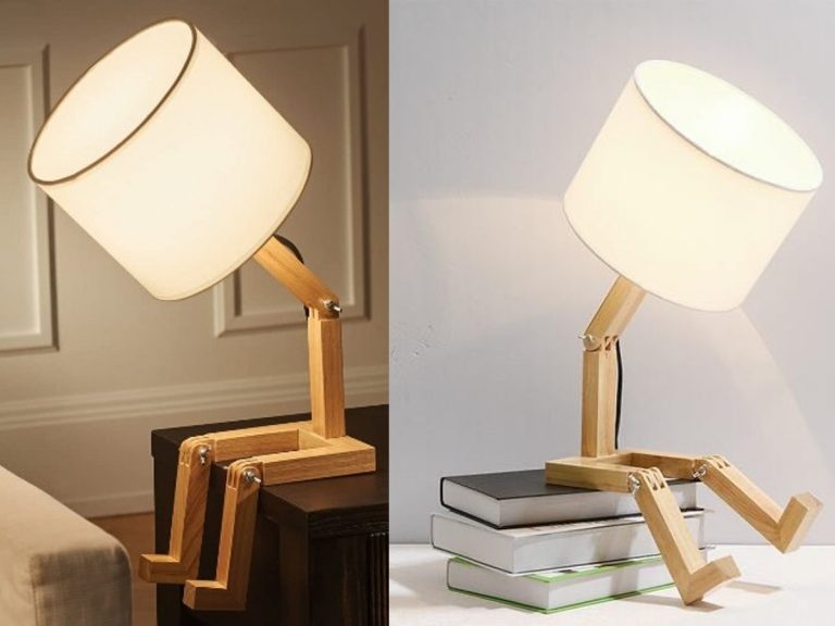 Japan’s Woodman Lamp is the perfect living light for lonely rooms