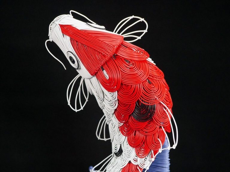 Japanese wire artist’s gorgeous koi sculpture swims with lifelike detail
