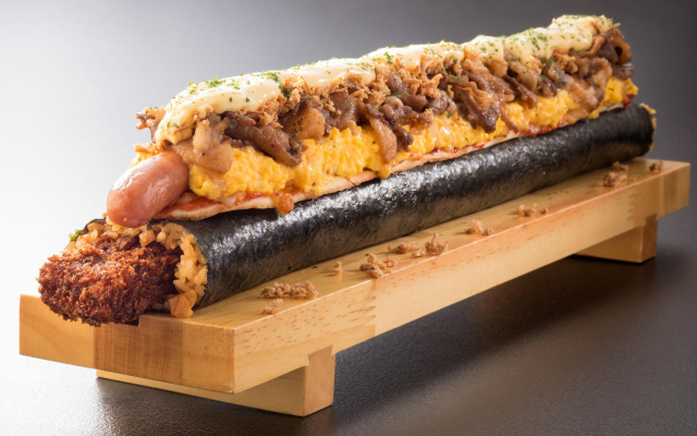 6000 Calorie, 50 cm Long Ehomaki Sushi Roll Will Invite More Setsubun Good Luck Than You Can Handle