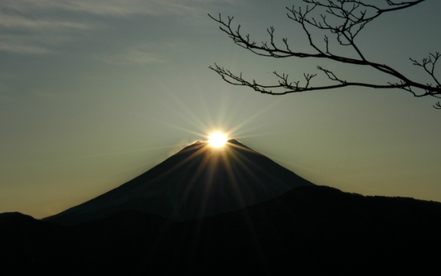 What is Diamond Fuji and Where Can You See It?