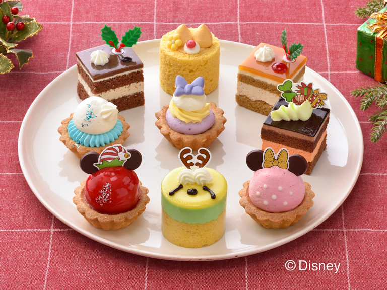 Japan’s Ginza Cozy Corner reveal their cutest Disney character cakes yet for Christmas season