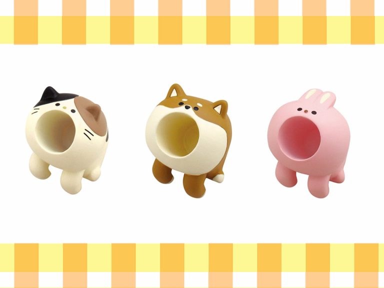 Keep your lipstick and pens in place with these cute hungry animals from Village Vanguard