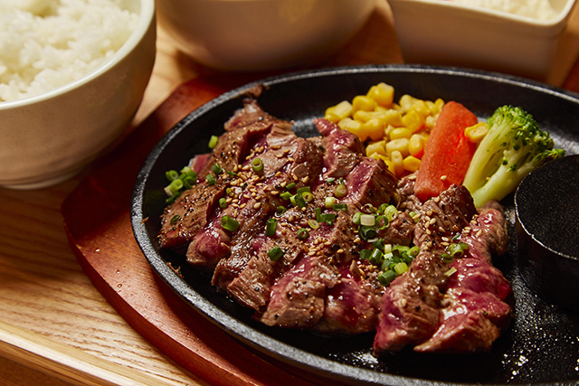 O primeiro fast-food especializado em carne de cavalo do Japão está aberto 1