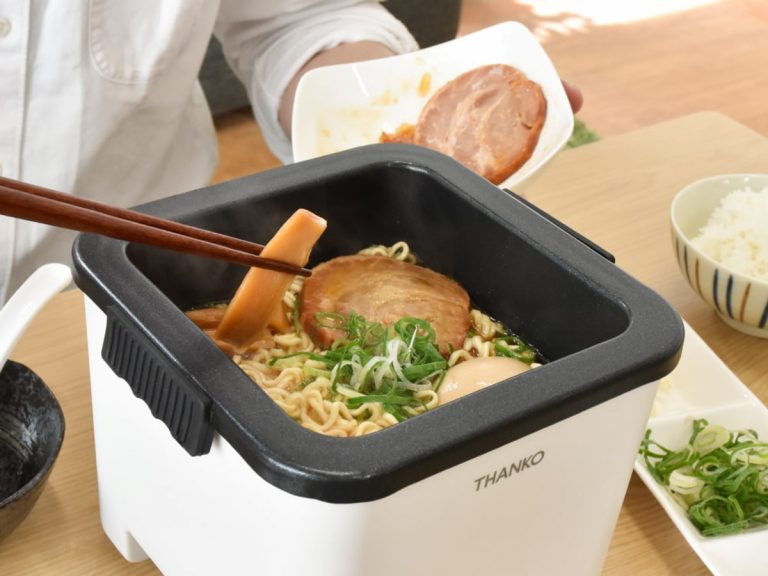 Japan’s one-person ramen hot pot is a game-changer for instant noodle lovers