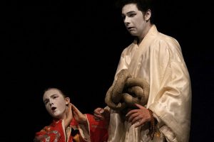 Californian Duo Brings Kabuki-Inspired Play to Edinburgh Fringe