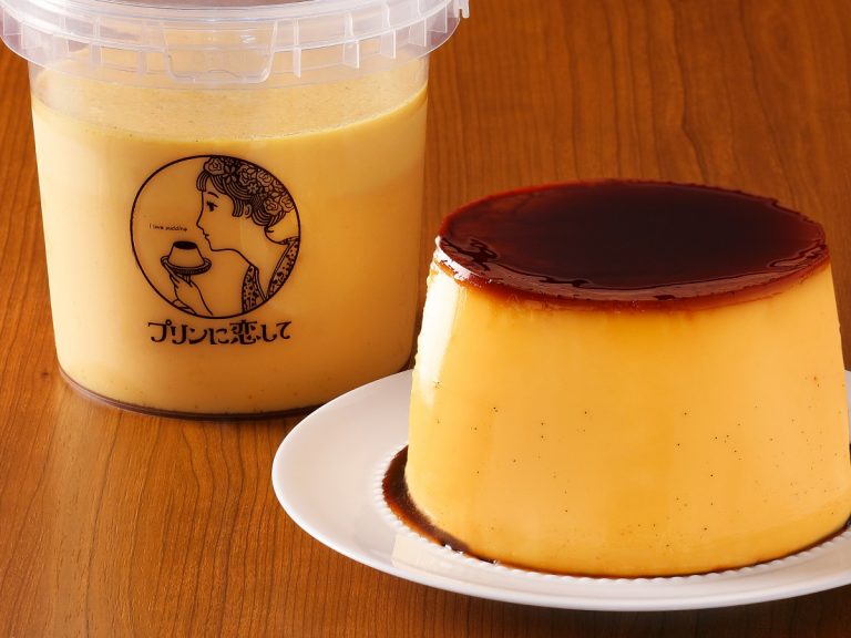 Japanese specialty store releases retro pudding so big it comes in a bucket