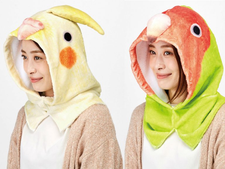 Brave the cold as a colorful parrot with these birdy snood neckwarmers