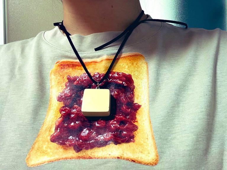 Japanese designer’s viral “toast with jam and butter” fashion has netizens drooling