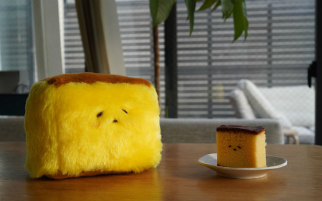 Artist turns Japan’s delicious Castella cake into adorable derpy plushie