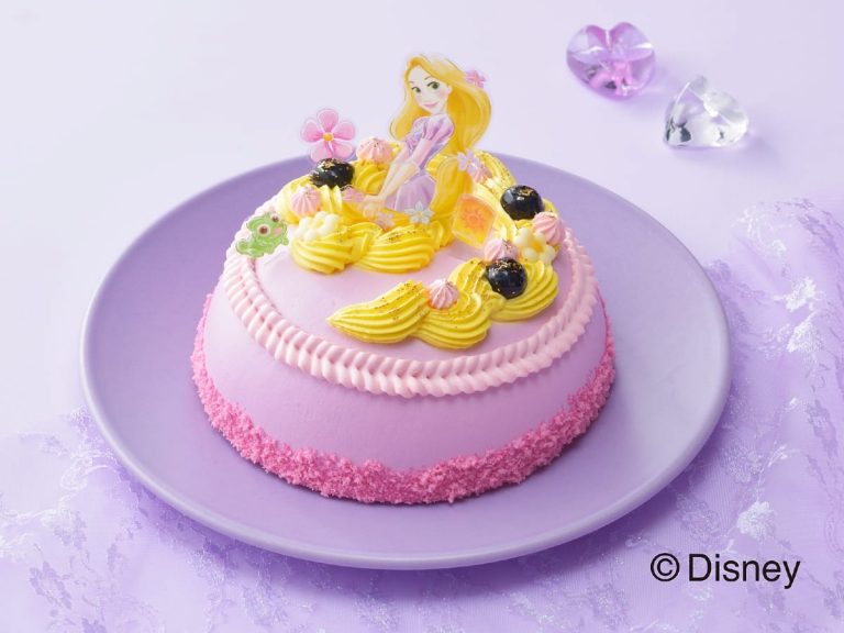 Rapunzel cake from Japanese confectionery shop is just as lovely as the Disney princess herself